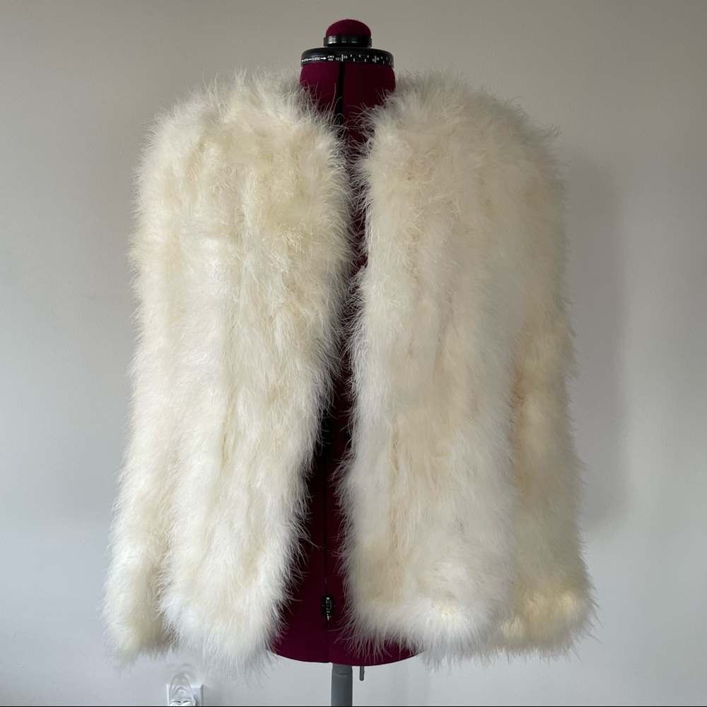 Vintage Glamorous White Sakowitz Coat